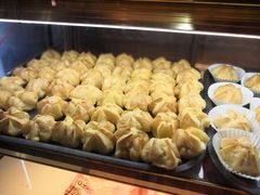 -天品味 一口吃榴莲泡芙