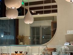 -VERIE BAKEHOUSE