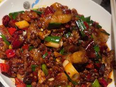 -野山舂·贵州现舂酸汤牛肉(民生路店)
