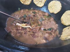 -曹丞相·地锅鸡·地锅鱼(武林店)