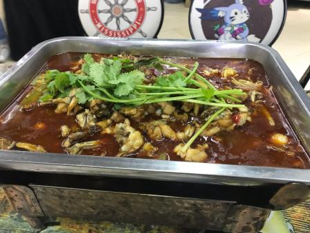 醉湘缘餐吧「绝味牛蛙」团了一个牛蛙双人套餐,牛蛙.