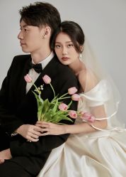 -喜爱高定婚纱摄影