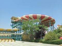 -乐华城·88度温泉乐园