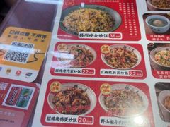 -扬二春炒饭(国庆路总店)