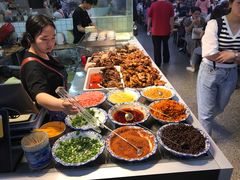 -八一路好吃街(雨田商务大厦店)