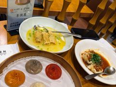 -乐忻皇朝(上海中心大厦店)