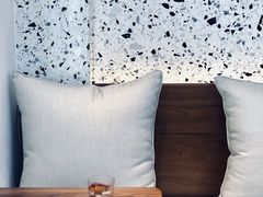 -Line 咖啡(石厦花园店)