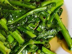 炒青菜-荣生萝卜汤饭店