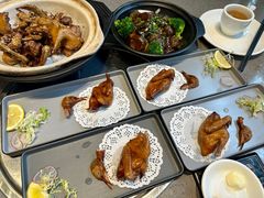 -郑猛记石岐鸽主题餐厅(长江店)