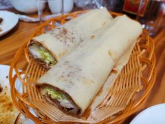 煎饼卷大葱-老济南民间小吃·传统鲁菜(芙蓉街店)