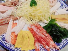 -周小明火锅(黑金冠社区店)