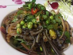 -食德喜·阳山鸡王食研基地