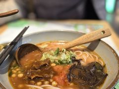 -百春原湖南牛肉粉(百联世纪店)