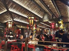 -小龙翻大江文化火锅(宽窄店)