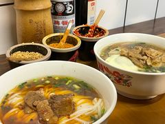 -矮子粉店1985·长沙米粉(湘春路店)