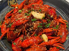 -肥肥虾庄·金牌油焖大虾(汉街SKP店)
