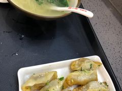 -小姜锅贴(凤凰街店)