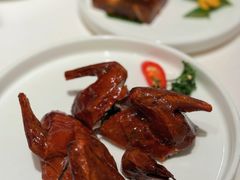 脆皮乳鸽-粤来记·啫啫煲·点心(日月光店)