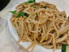 -粤潮牛肉火锅店(江南大道店)