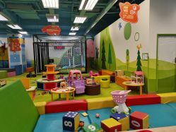 -莫莉幻想儿童乐园(郑州丹尼斯三天地店)