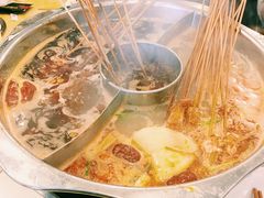 -佰人王串串香火锅(洋珠巷店)