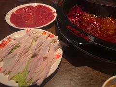 -牛市坎火锅(建设路店)