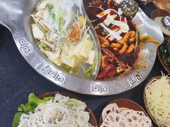 -重庆故事姊妹老火锅(财经学院店)