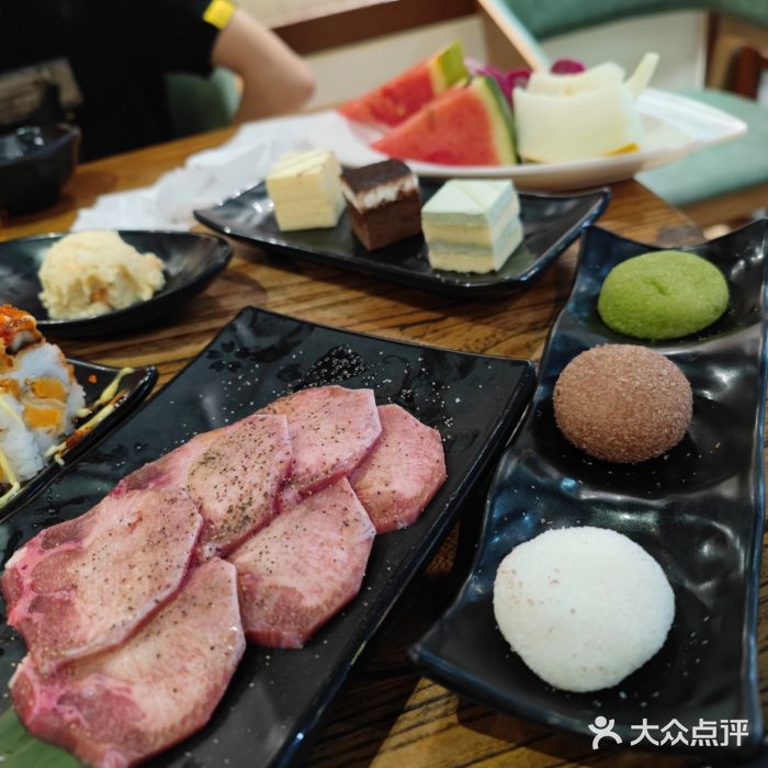 鹤一烤肉自助餐厅(中关村店)自助上等盐烤牛舌图片