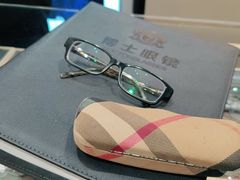 -博士眼镜集团石人工眼镜(虹口万泰店)