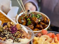 -八一路好吃街(雨田商务大厦店)