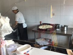-小姜锅贴(凤凰街店)