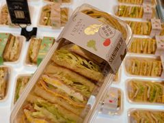 -罗森尼娜(德思勤店)