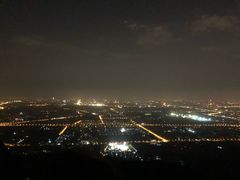 -鬼笑石后山停车场