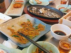 -潮界(LU·ONE凯德晶萃广场店)