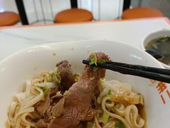 沙茶牛肉干捞粿条套餐-拼二潮汕牛肉粿条(花城汇店)