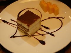 -SISTERS BAR RESTAURANT川意酒馆(嘉善老市H楼店)