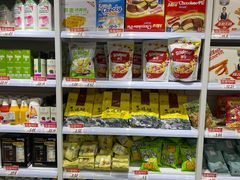 零售区-好特卖HotMaxx(杭州滨江宝龙城店)