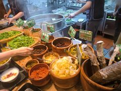 -云阿蛮云南生烫牛肉米线(奉贤路店)