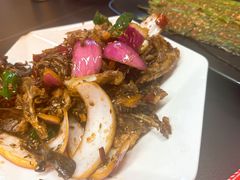 -许哥东北烧烤·铁丳烤串·宫后夹肉(繁花中心店)