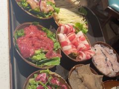 -贵府酸汤牛肉火锅·贵州老字号(飞山街店)
