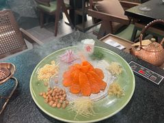 -得意咚瓜·顺德鱼生·冬瓜火锅(深圳首店)