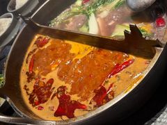 -三出山火锅(南京万象天地店)
