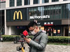 -麦当劳(普陀香溢花城店)