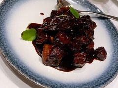 乌梅家烧糖醋黑豚骨-Yan Ting 宴庭中餐厅(上海静安瑞吉酒店)