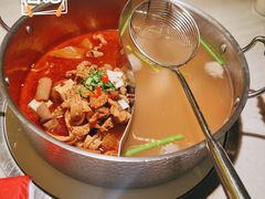 原汤-左庭右院鲜牛肉火锅(浦江欢乐颂店)
