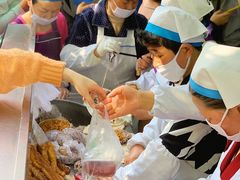 -芳婆糕团店(王府大街店)