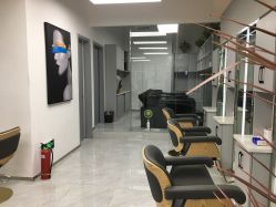 -CUT CUT Hair Salon