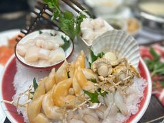 -红鼎豆捞·非遗鲍皇汤火锅(宝丰路店)