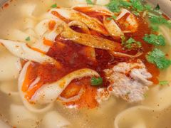 -亮亮面馆(经六路店)