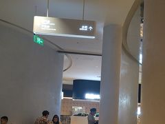 -涨巢·潮玩水疗局